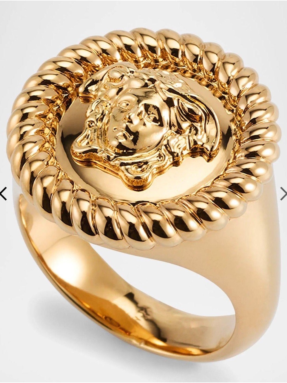 Gold Medusa Signet Ring - Men’s Fashion Ring Size 21 italy  Authentic $600